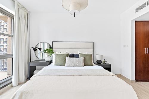 Silkhaus upscale 1BDR in Downtown near Burj Khalifa - image 9