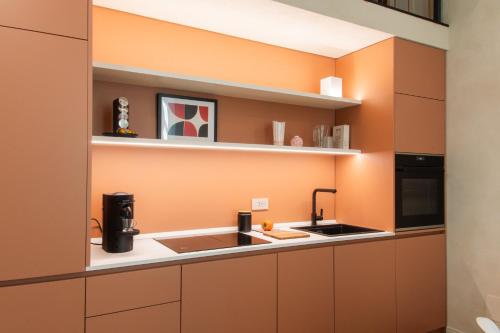 Elegant Historic Apartment in the Heart of Turin, Turyn (zdjęcie 8)