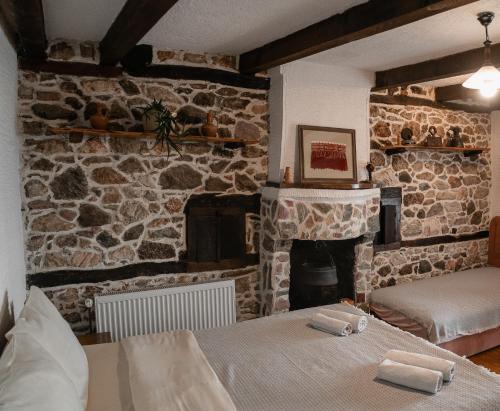 Kutmichevica Restaurant & Boarding house in Vevcani