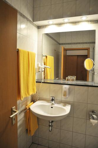 Hotel Friesen - image 8