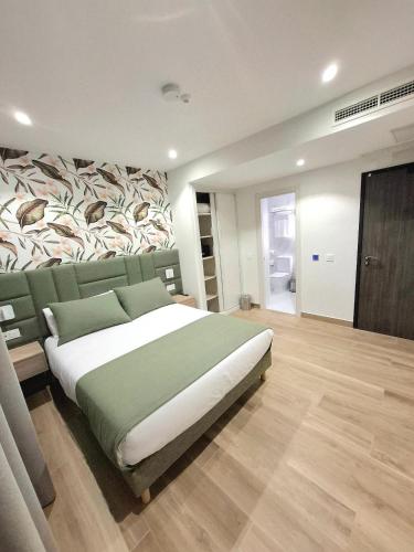 Double Room image 9