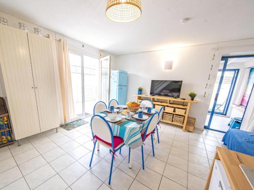 Holiday Home La Plagette by Interhome in แอกเกอ มอร์เตอ