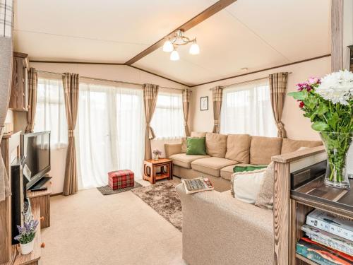 Chalet Monarch by Interhome in Aviemore