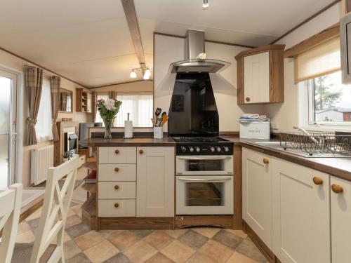 Chalet Monarch by Interhome in Aviemore