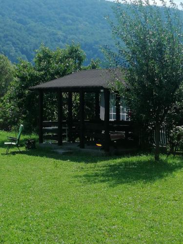 Casa de Vacanță Golful Drencova (Casa de Vacanta Golful Drencova) in Berzasca