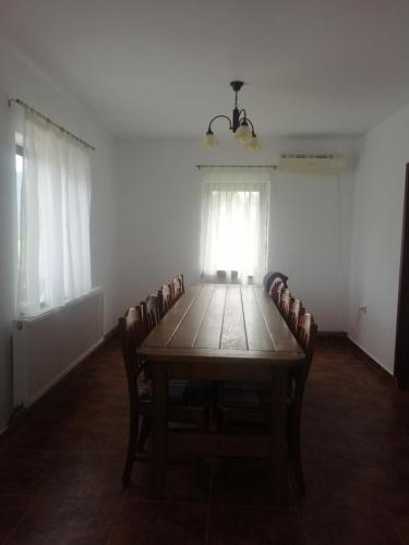 Casa de Vacanță Golful Drencova (Casa de Vacanta Golful Drencova) in Berzasca