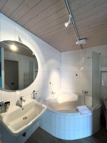 Waldhotel Fletschhorn Panoramic Retreat in Saas Fee