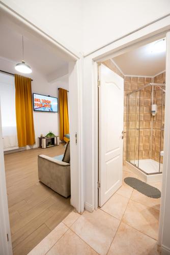 Bucharest City Center Villa - Shabbat Friendly - image 4