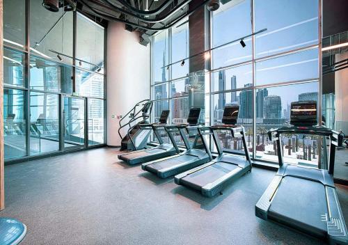 Chic Studio Retreat with Top Amenities - image 11