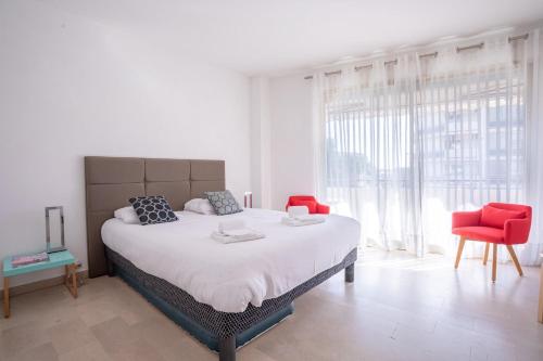 Côté Scène – Terrace & Near Croisette