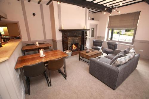 Glyn Valley Hotel - image 4