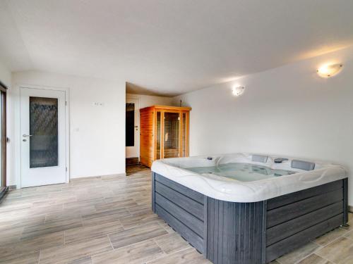 Holiday Home Luka by Interhome in Ledenice