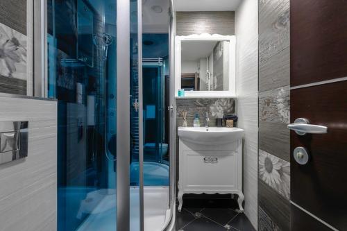 Elegant 1-BD in Lozenets, Prime Sofia Location by Flat Mаnager, Sofia (photo 9)