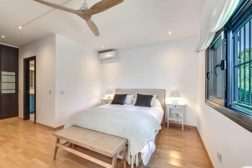 Villa in Marbella with golf views, Marbella (foto 4)