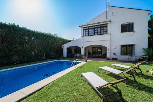 Villa in Marbella with golf views, Marbella (foto 6)