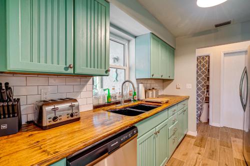 2 Mi to Boat Ramp Home in Bokeelia in Bokeelia