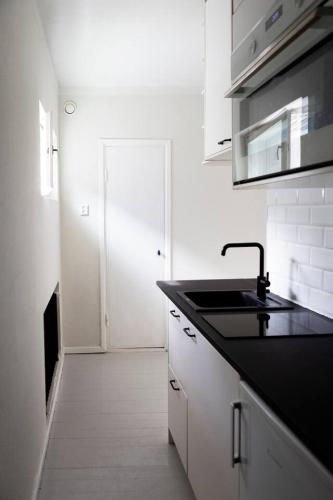 Vintage Modern Apartment by Sea - Eiranranta, Helsinki (zdjęcie 10)