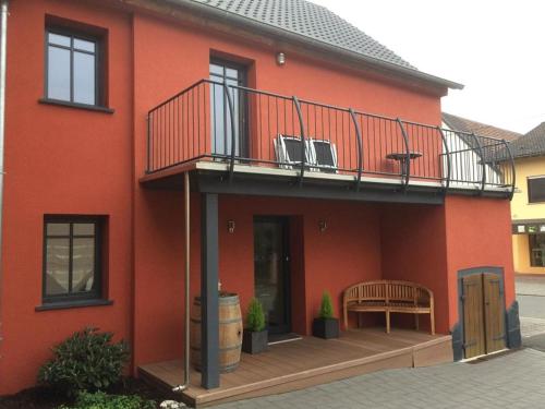 Weingut Marx - Rotes Haus in Windesheim, Deutschland