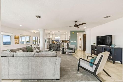 Florida Villa in ปาล์มฮาร์เบอร์ (FL)