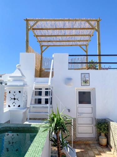 Casa Castelo, Unique Flat w pool in Taviras Historical Centre 4