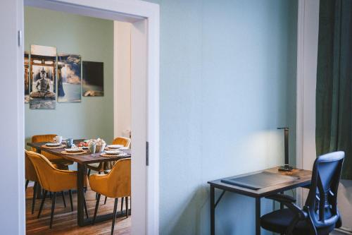 Three-Bedroom Apartment with Balcony image 10