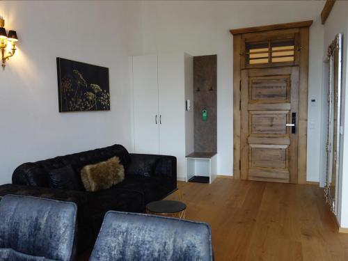 Luxurious Castle Retreat in Austria Little Versailles with Nearby Spas