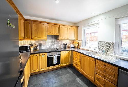 Létesítmények, 12 & 14 On the Hill Aberfoyle, twin holiday cottages in Scenic Loch Lomond & Trossachs National Park in Aberfoyle