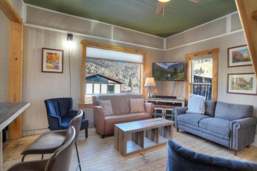Hilltop House in Creede, USA