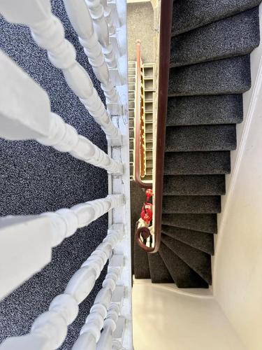 Acacia Hotel - image 8