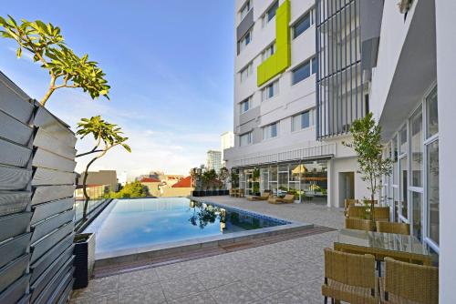 Whiz Prime Hotel Hasanuddin Makassar Makassar