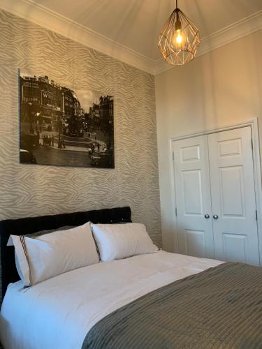 Junique Modern Ground Floor Apartment - 2 bedrooms in 阿伯丁郡