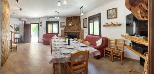 House with 5 bedrooms in Zambra with private pool furnished terrace and WiFi - image 13