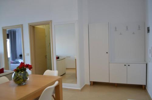 Catharina Apartments - image 10