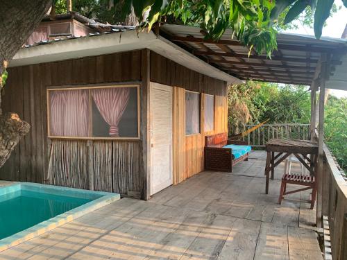 Cocos camp in Acapulco