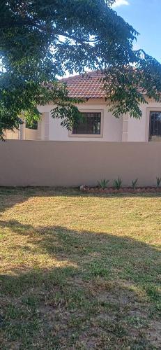 Gugulethu Villa Gugulethu Villa