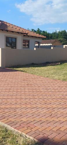 Gugulethu Villa Gugulethu Villa