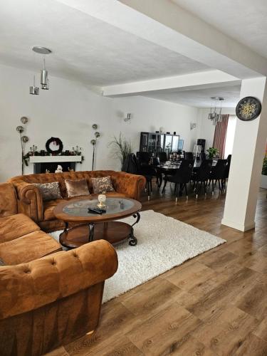 Casa Adagio in Apata