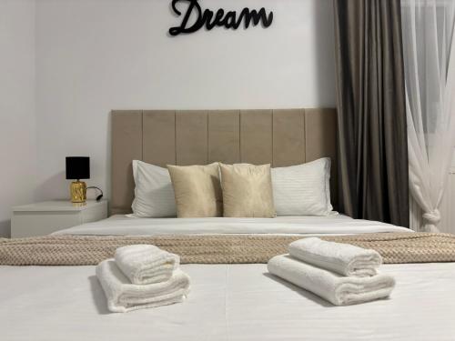 Dream - Hotel Experience with ExtraSpace, QuietArea, Balcony, FreeParking, Bistriţa