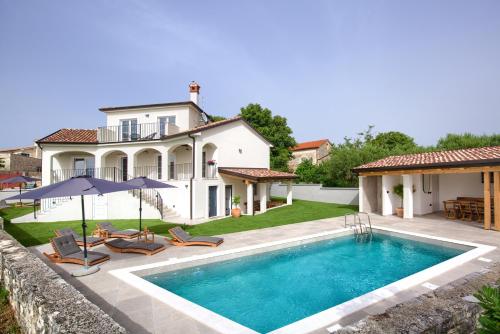 Villa Pohman by Istra Vacation – khách sạn tại Rapavel