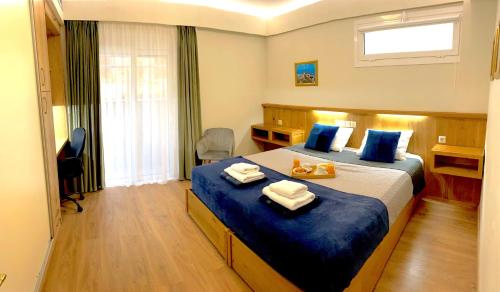 Two-Bedroom Apartment image 9