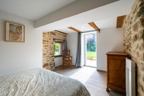 Les Hauts de Saint-Jean in Saint-Jean-Lespinasse
