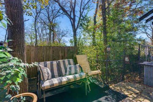 College Station Lodge with Hot Tub and Prvt Courtyard! - image 14
