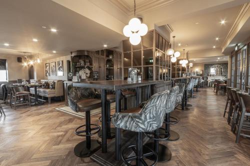 The Wheatley Arms - image 7