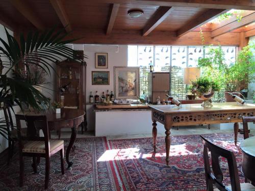 Bed and Breakfast Oz 5