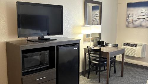 Magnuson Grand Pioneer Inn and Suites in Escanaba, USA