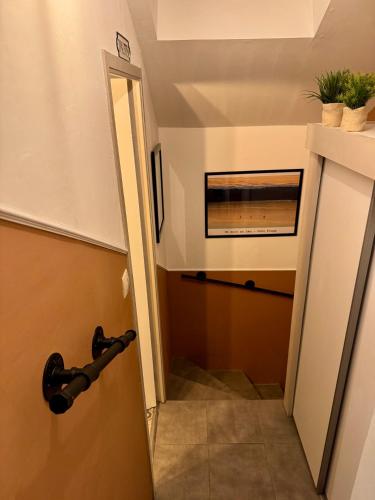 la chambre d hotes de marie indépendante et sa terrasse avec vue panoramique proche alpes mancelles