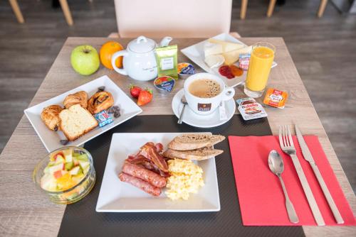 Atoll Hotel Logis Angers, Beaucouze - 식음료(F&B)