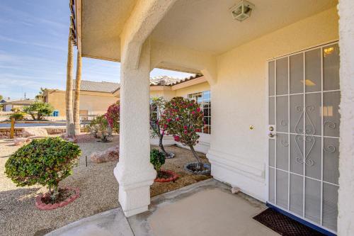 Hike, Boat, Golf and Unwind Lake Havasu City Home! in Lake Havasu City