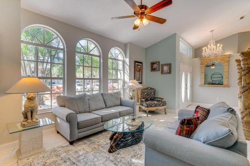 10 Mi to Beach Pet-Friendly Home in Punta Gorda! in ชาร์ลอต ฮาร์เบอร์