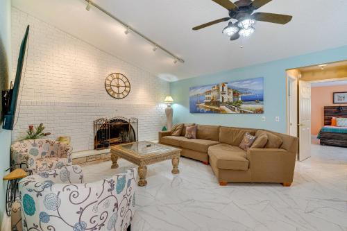 10 Mi to Beach Pet-Friendly Home in Punta Gorda! in ชาร์ลอต ฮาร์เบอร์